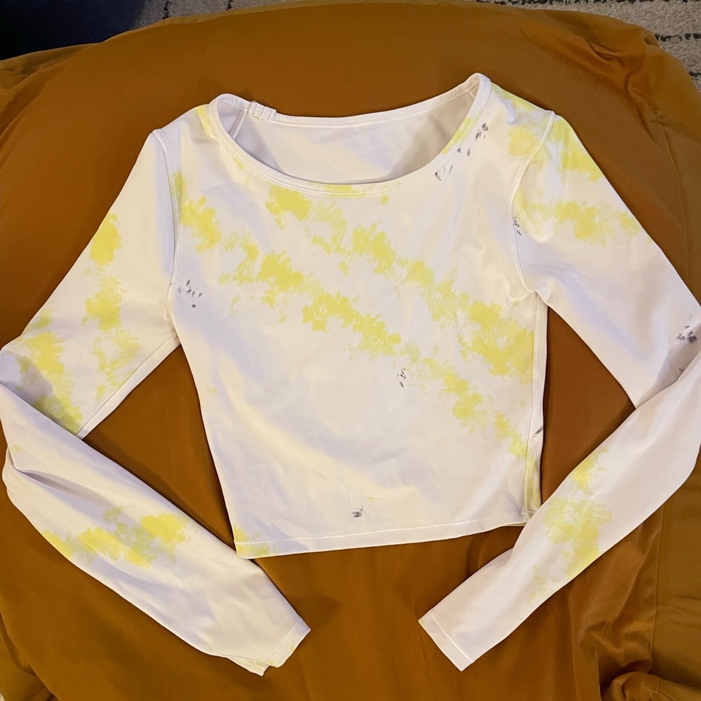 Lululemon Cropped Long Sleeve